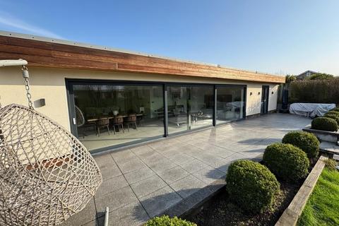 5 bedroom detached bungalow for sale, Chantry Place, West Rainton