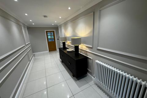 5 bedroom detached bungalow for sale, Chantry Place, West Rainton