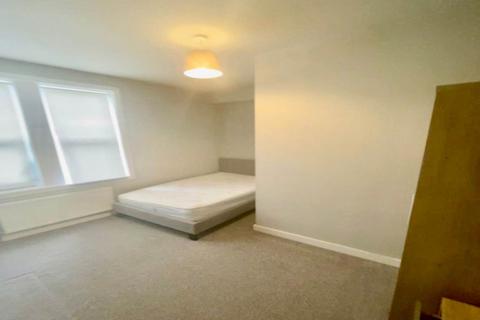 undefined, Silver Royd Hill (Room 3), West Yorkshire LS12