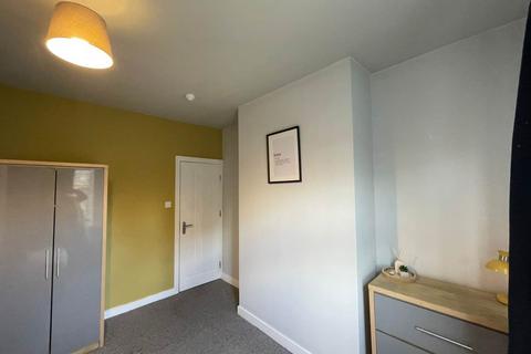 undefined, Silver Royd Hill (Room 3), West Yorkshire LS12