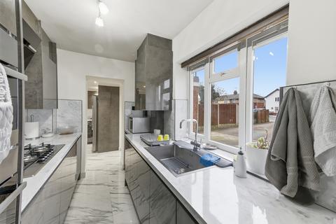 3 bedroom semi-detached house for sale, Doncaster Road, Langold, S81