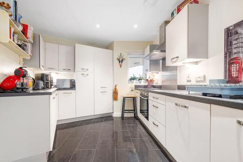2 bedroom flat for sale, Brickfield Road, SW4
