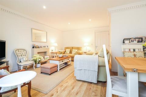 undefined, Alfred Close, Hampshire GU51