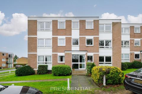 2 bedroom flat for sale, Forest View, North Chingford E4