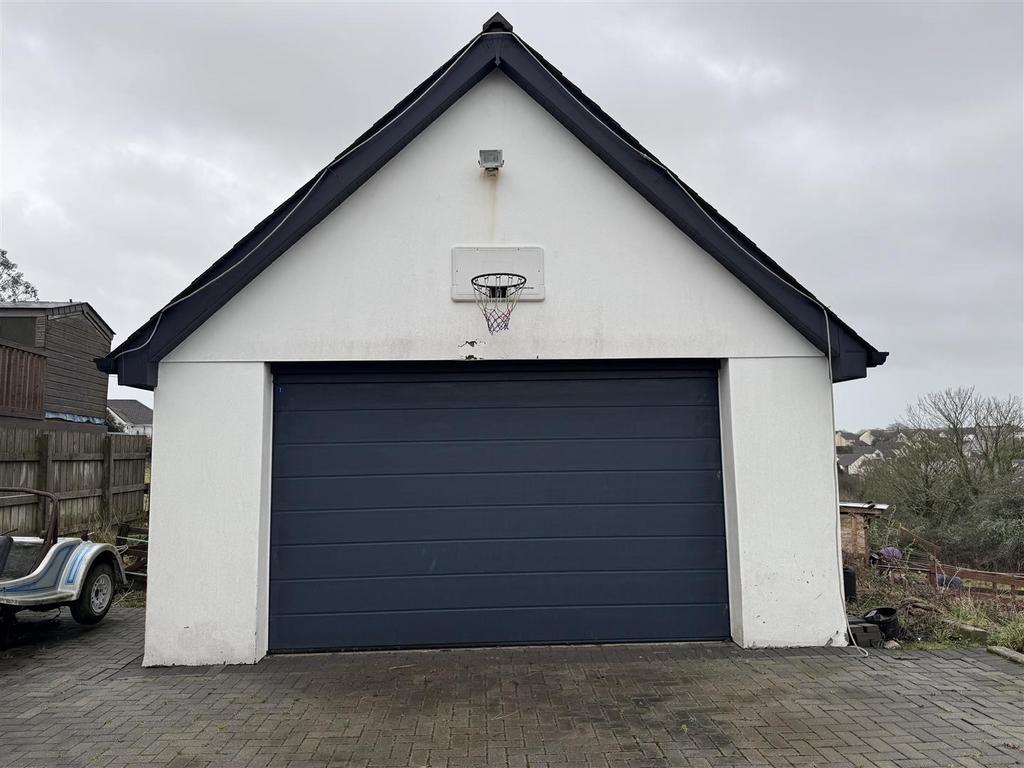 Double Garage