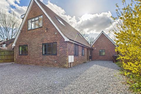 undefined, Coopers Lane, Bramley, Tadley, Hampshire, RG26
