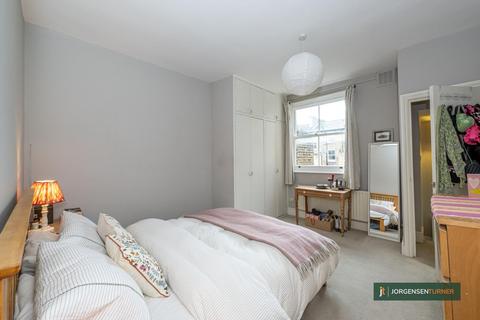 1 bedroom flat for sale, Coningham Road, Shepherds Bush, W12