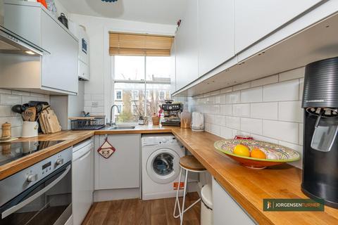 1 bedroom flat for sale, Coningham Road, Shepherds Bush, W12