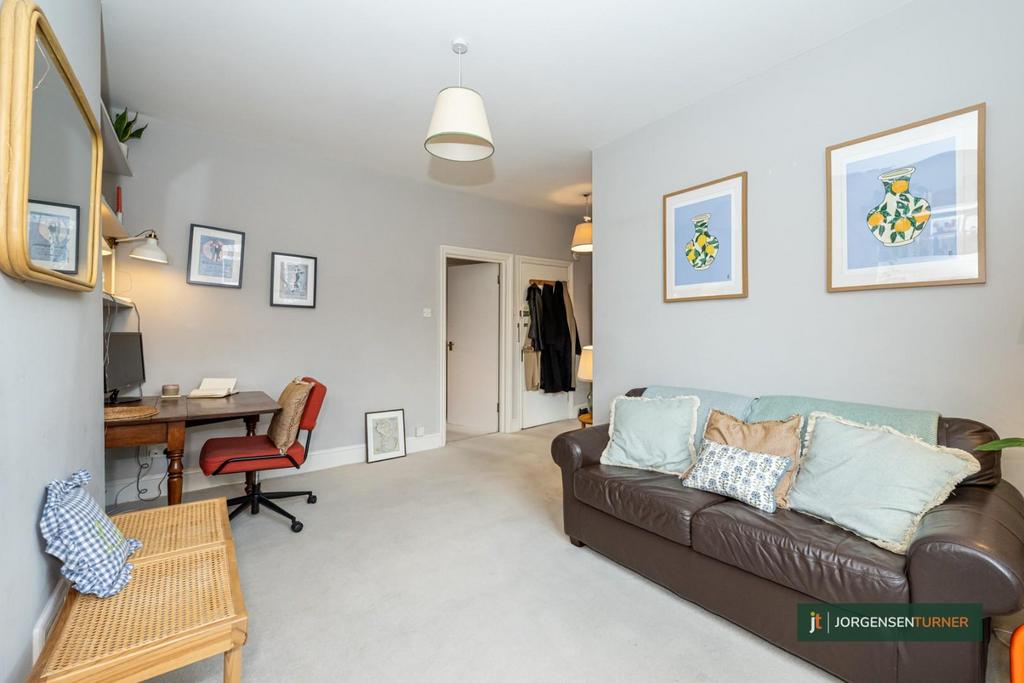 Reception Room 2.jpg