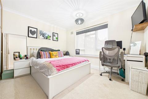 undefined, Courtlands, Maidenhead, Berkshire, SL6