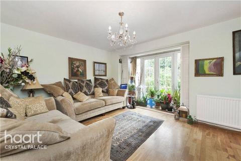 4 bedroom detached house for sale, Wedgwood Way, LONDON