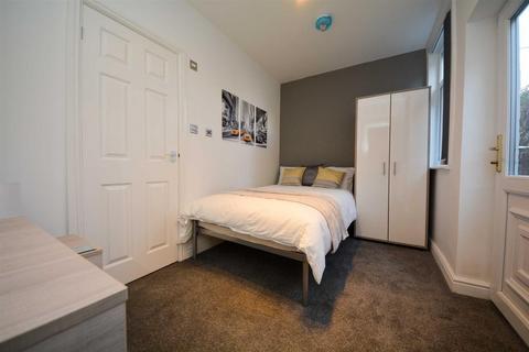 1 bedroom in a house share to rent, Gidlow Lane, Springfield, Wigan, WN6 7PH
