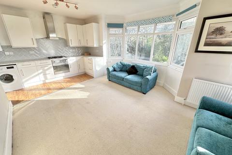 3 bedroom apartment for sale, Ringwood Road, Poole, BH14