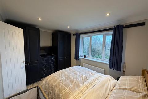 undefined, Perrott Gardens, Brierley Hill, DY5 3FF