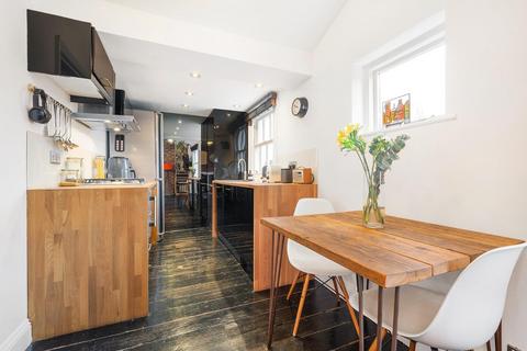 2 bedroom flat for sale, Stockwell Park Crescent, SW9
