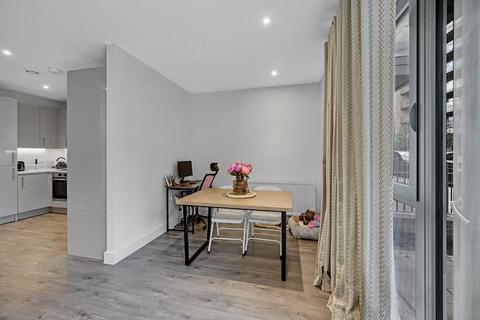 undefined, Hemming Street, London E1