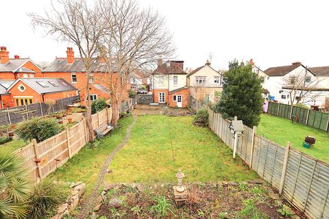 4 bedroom detached house for sale, Manor Road, Farnborough GU14