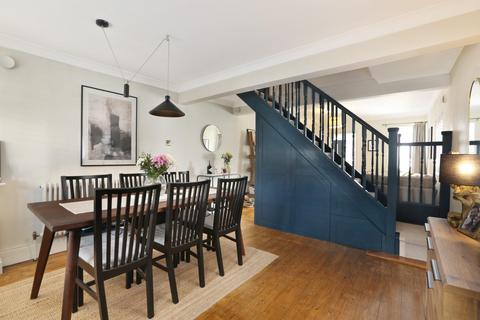 undefined, Wellfield Road, London