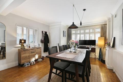 undefined, Wellfield Road, London