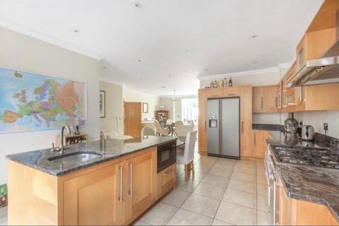 undefined, Jersey Place, Ascot