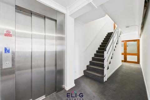 2 bedroom flat for sale, Downhurst Court, Parson Street, NW4 1QT