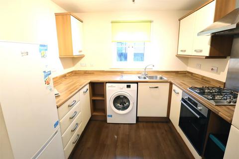 2 bedroom apartment to rent, John Clare Close, Oakham LE15