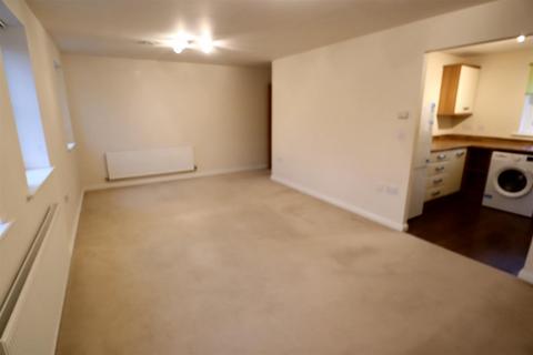 2 bedroom apartment to rent, John Clare Close, Oakham LE15