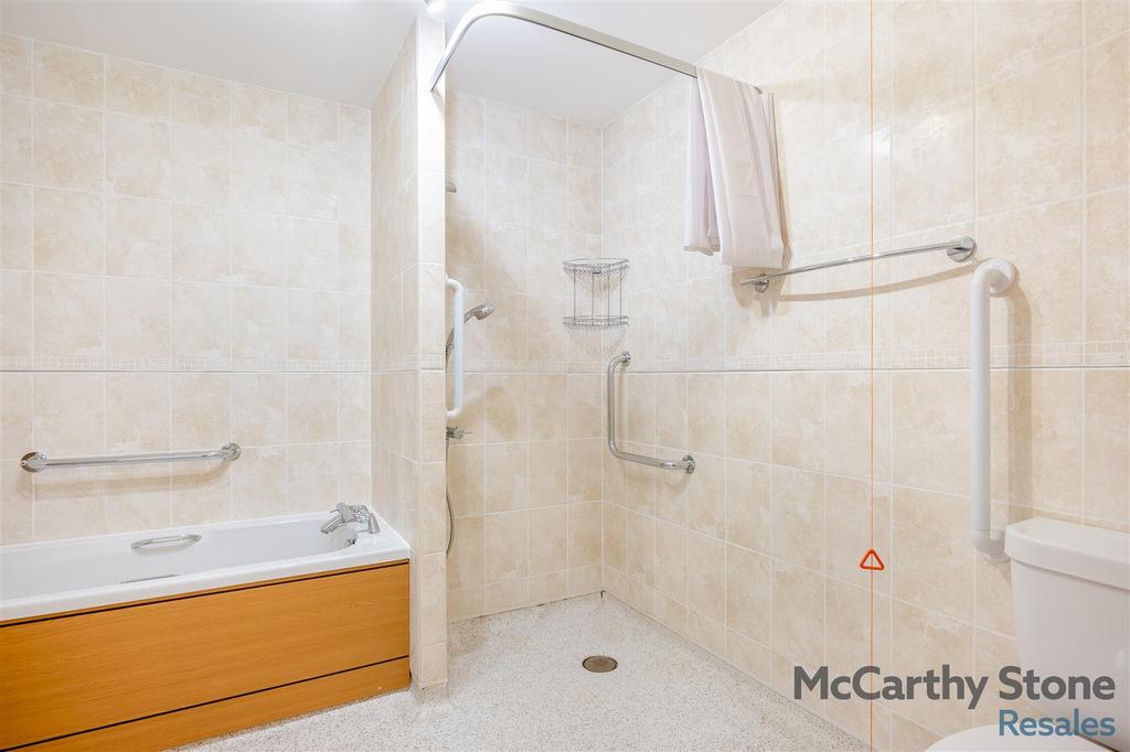 8676739-interior04.jpg