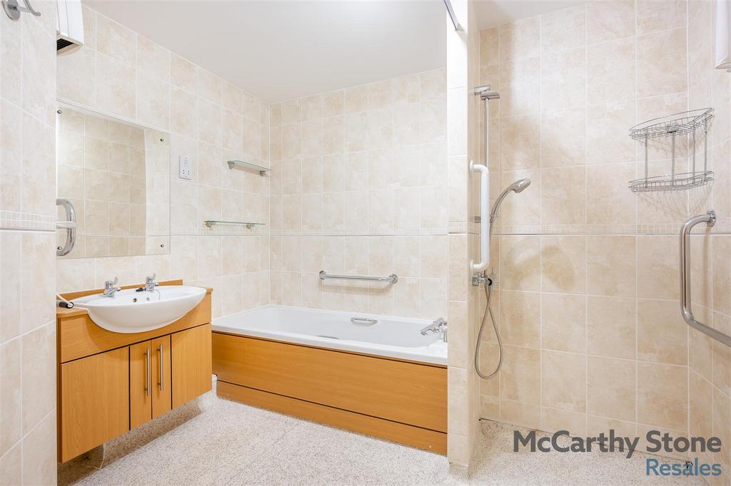 8676739-interior05.jpg