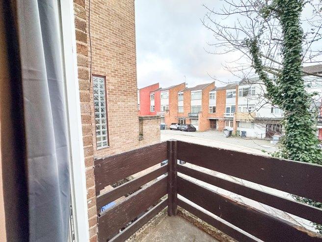 Windsor-crescent-ha9-9an-1040148