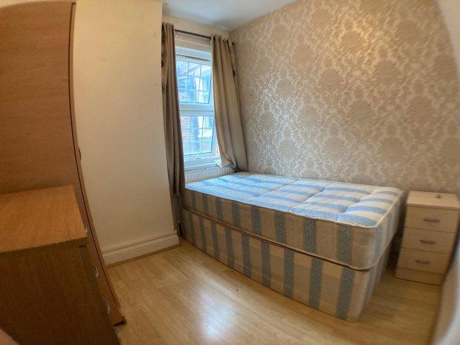 Ivy-road-nw2-6sy-1040218