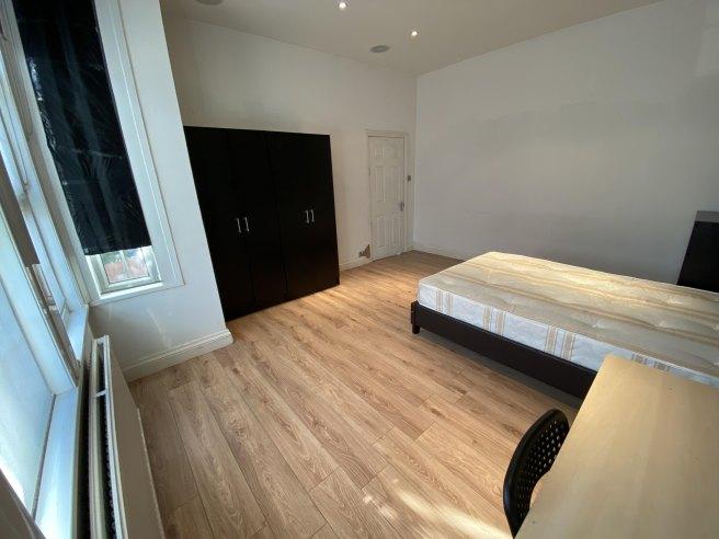 Ivy-road-nw2-6sy-1040223
