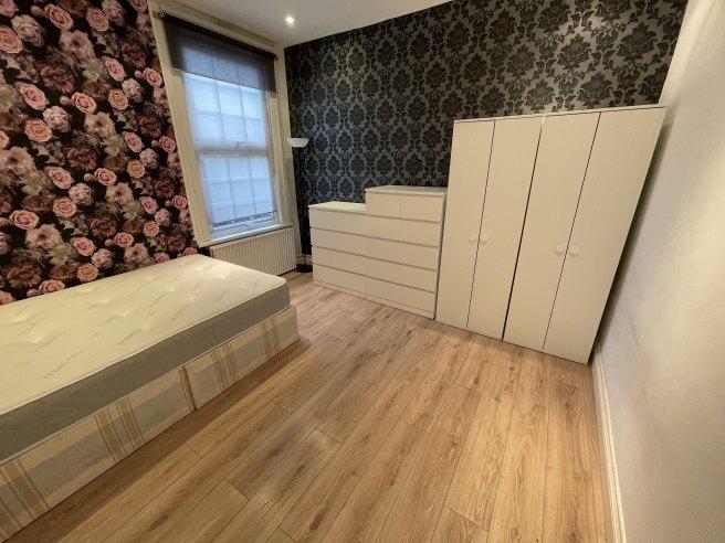 Ivy-road-nw2-6sy-1040229