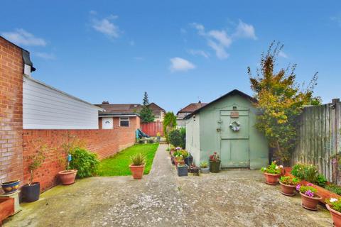 3 bedroom terraced house for sale, Staunton Road, Slough