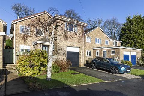 4 bedroom detached house for sale, Lytham Way, Huddersfield HD3