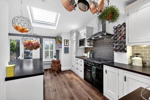 undefined, Laurel Road, London, SW20
