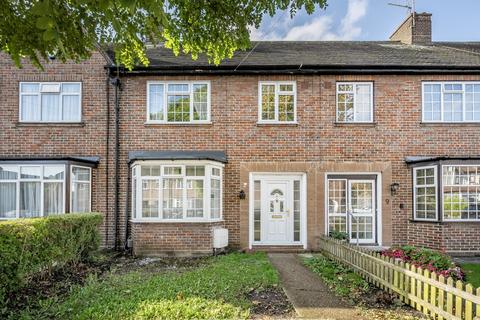 undefined, Bramber Road, London, N12