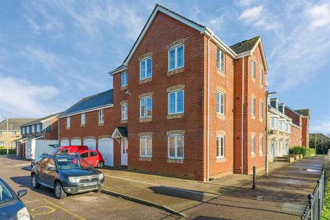 2 bedroom flat for sale, Epsom Close, Stevenage SG1