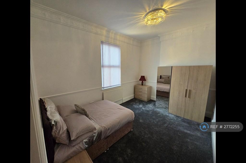 House in Sheffield, Pitsmoor, South Yorkshire - View 5
