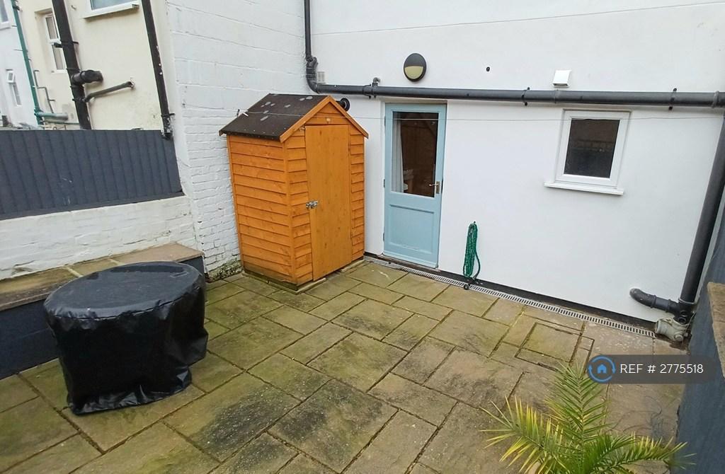 Patio 2