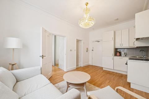 1 bedroom flat to rent, Craven Terrace, London W2.