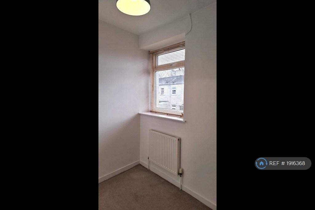 Bedroom (Single)