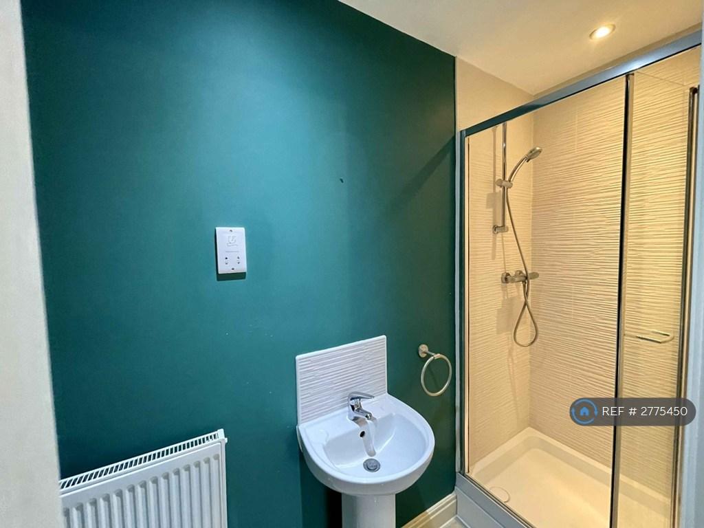 Master Room Toilet