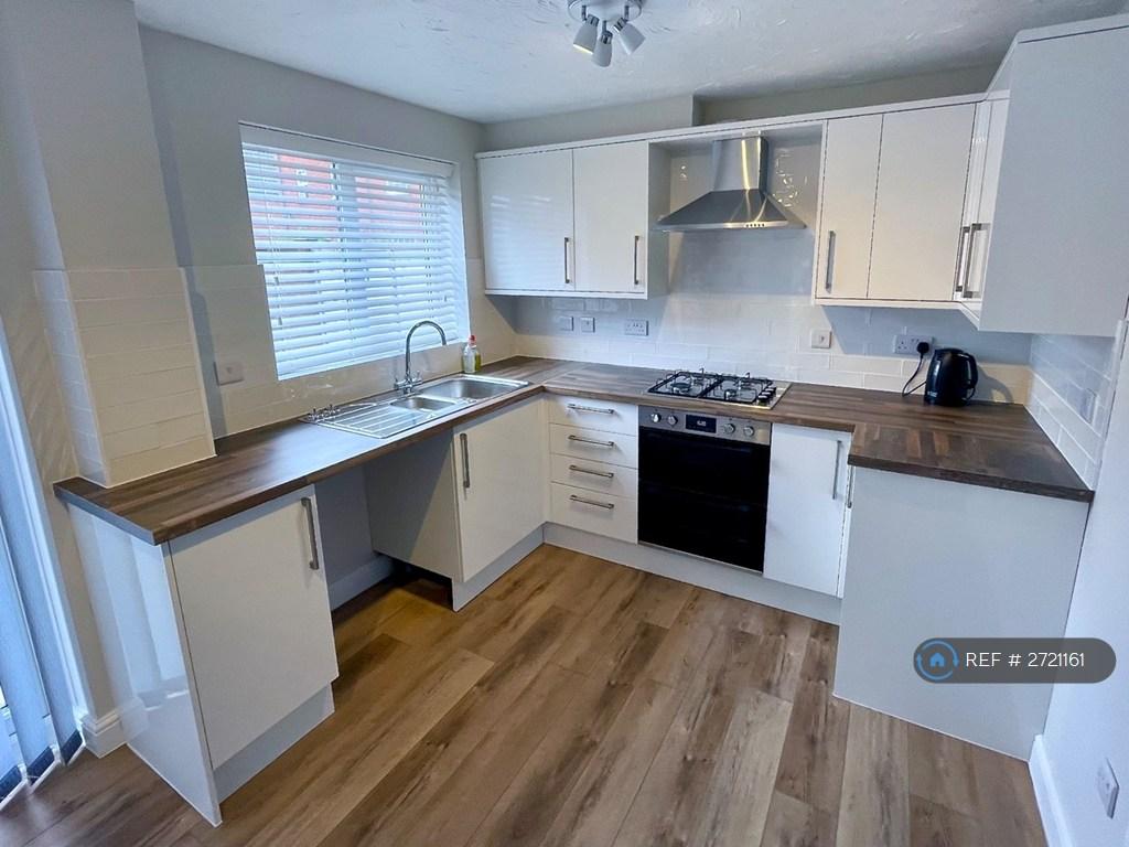 Kitchen (Angle 1)