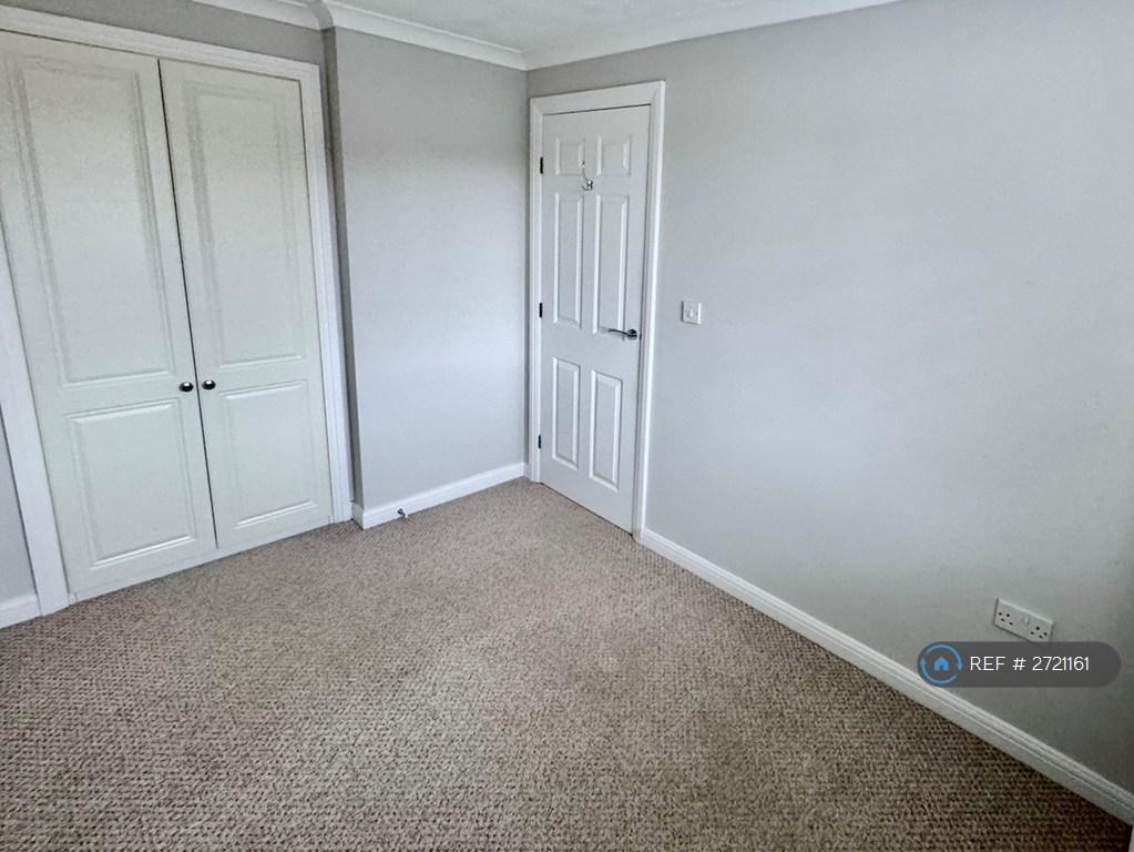 Back Bedrom