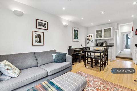 2 bedroom flat to rent, Thirsk Road, London, SW11