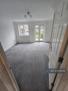 3 bedroom end of terrace house to rent, Harvey Road, Slough, SL3