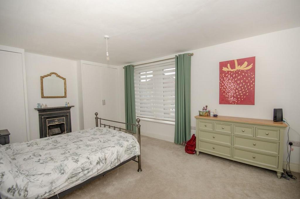 Bedroom one.jpg