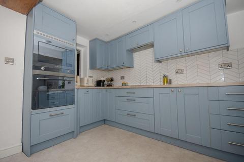 2 bedroom end of terrace house for sale, Hayward Road, Staple Hill, Bristol, BS16 4NS