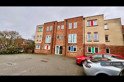 2 bedroom flat to rent, St. Edmunds Road, Northampton, NN1